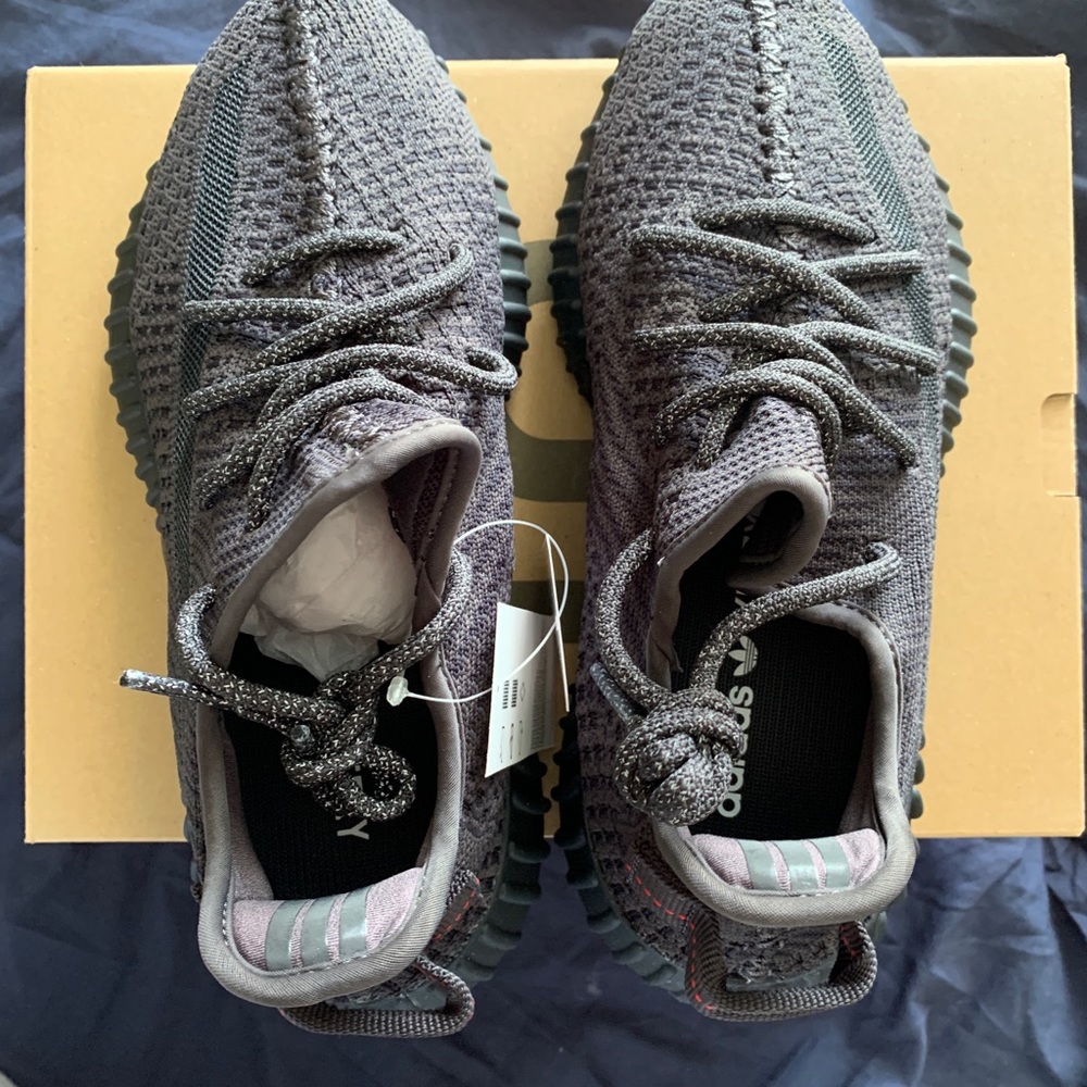 Size 6 Yeezy triple black
